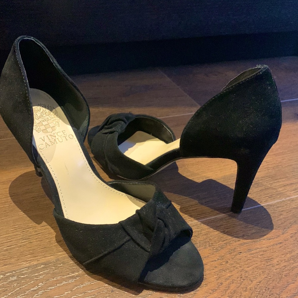 Vince Camuto sandals in black suede
